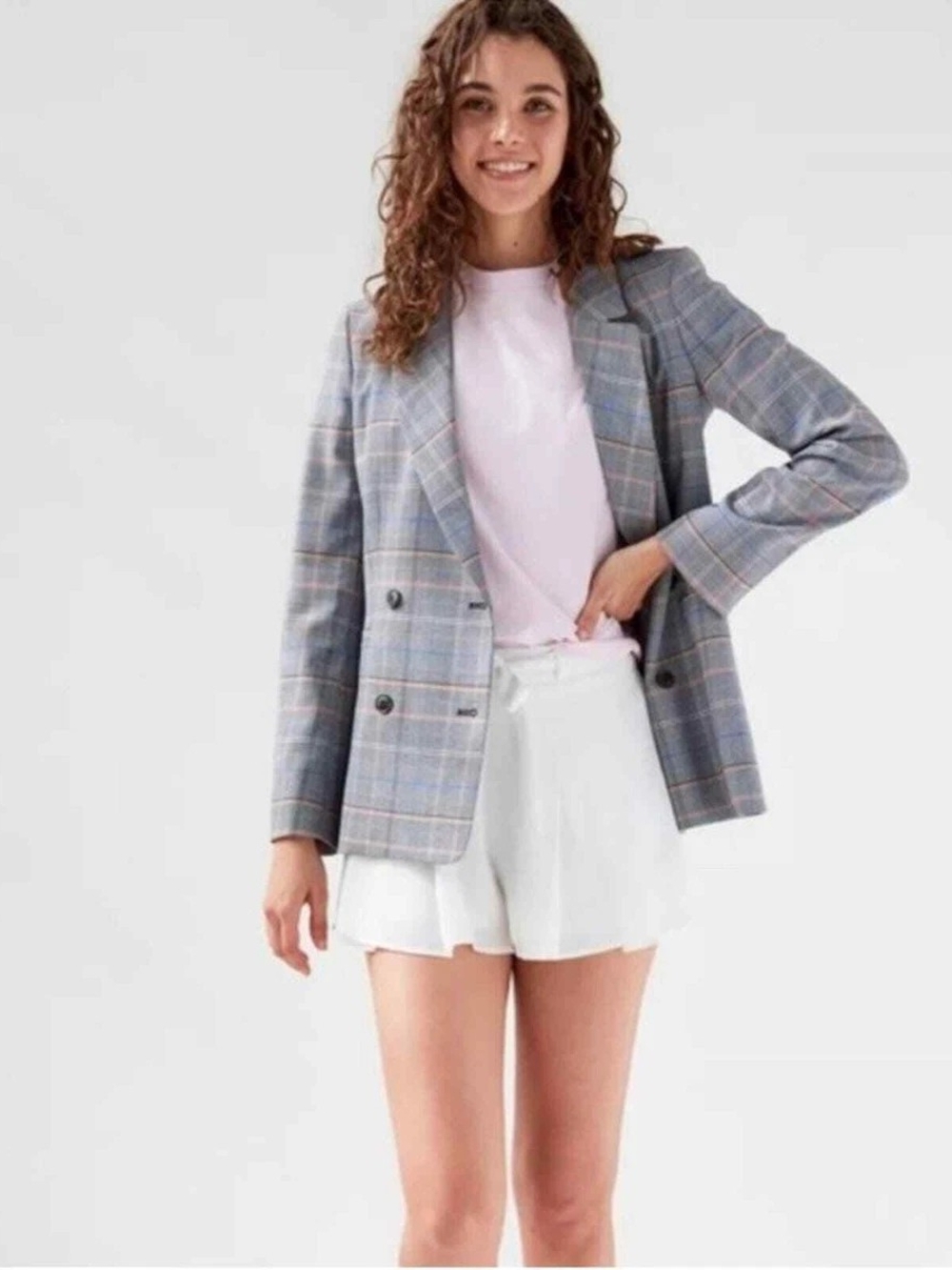 Sunday Best Aritzia Galt Double
Breasted Plaid Blazer Size XS